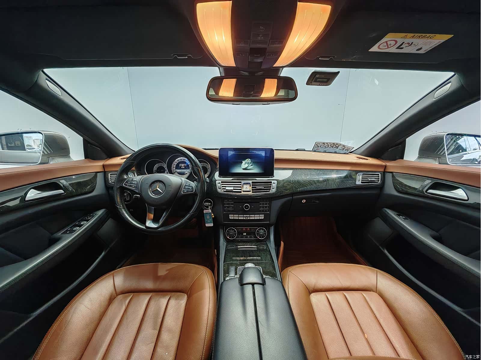 Mercedes-Benz CLS, 2015 10