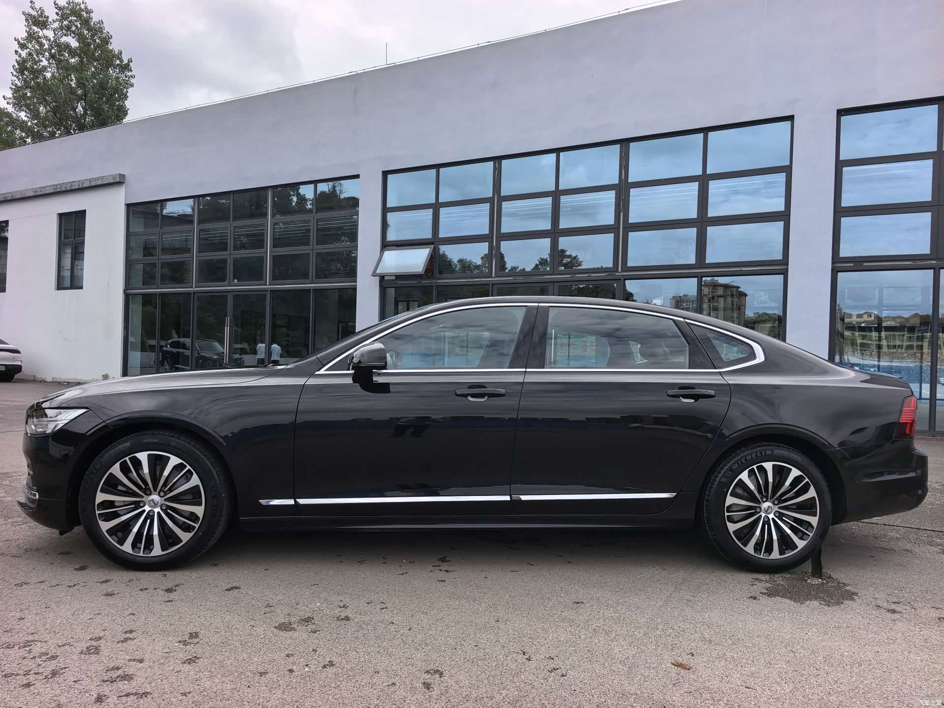 Volvo S90, 2025 4