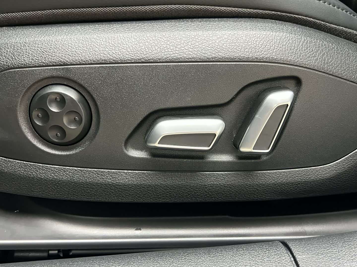 Audi A4L, 2026 19
