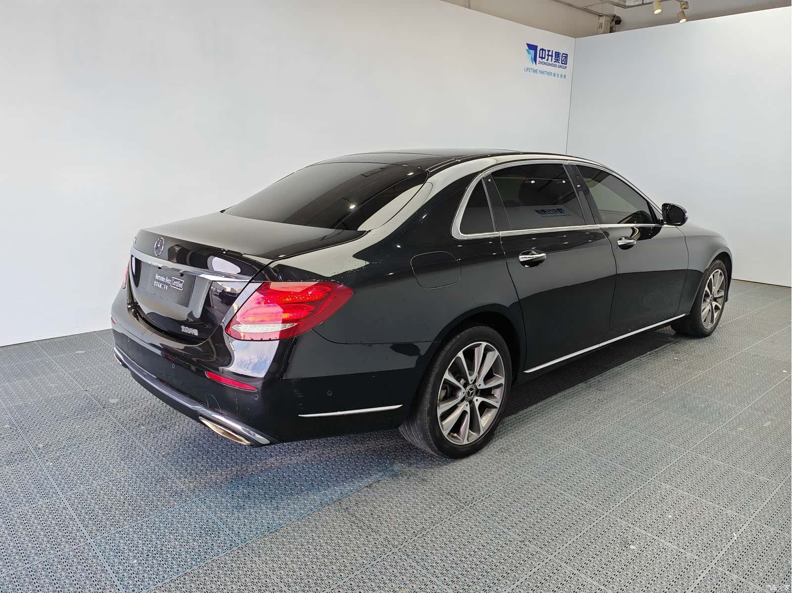 Mercedes-Benz E-Class, 2019 6