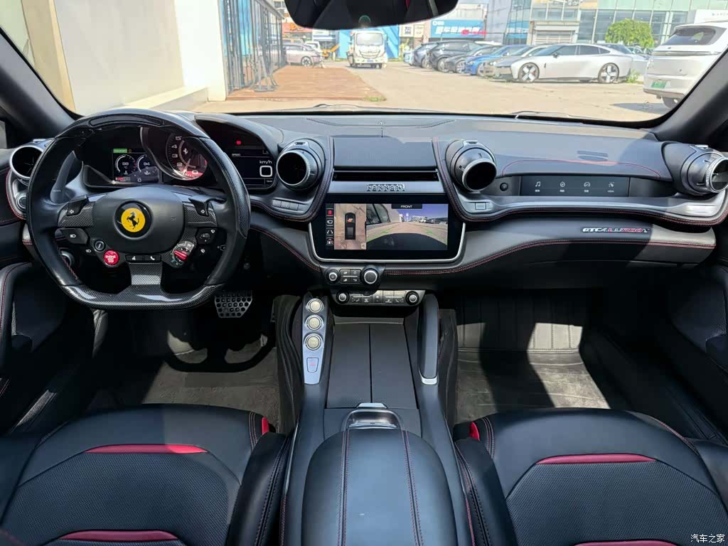 Ferrari GTC4Lus, 2019 22
