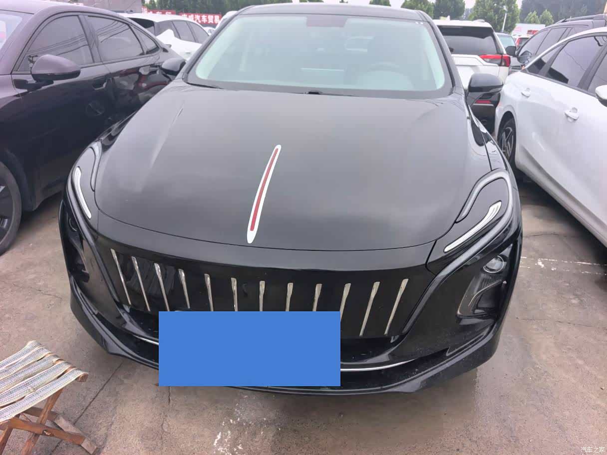 Hongqi QM5, 2022 2