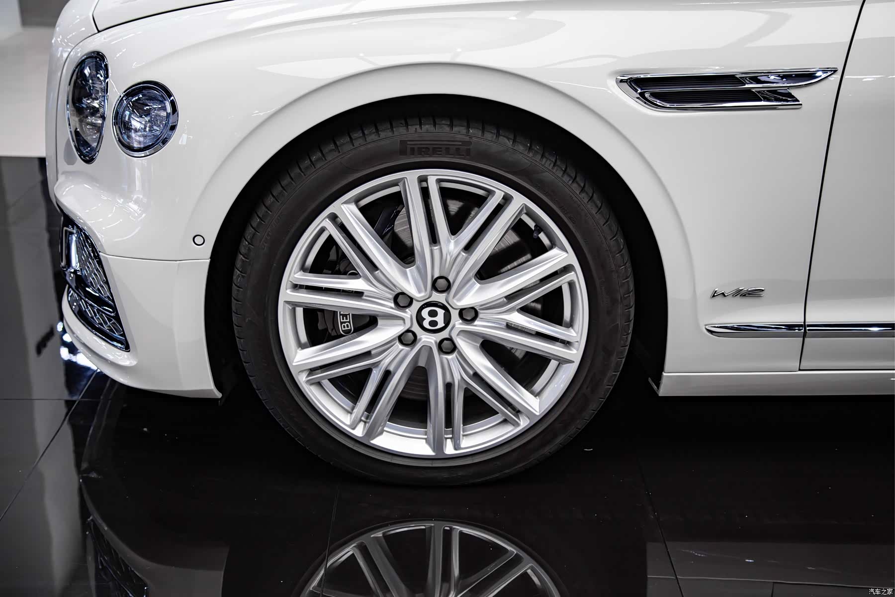 Bentley Flying Spur, 2021 15