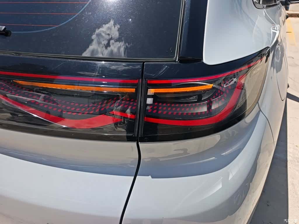 BYD HiAce, 2025 8