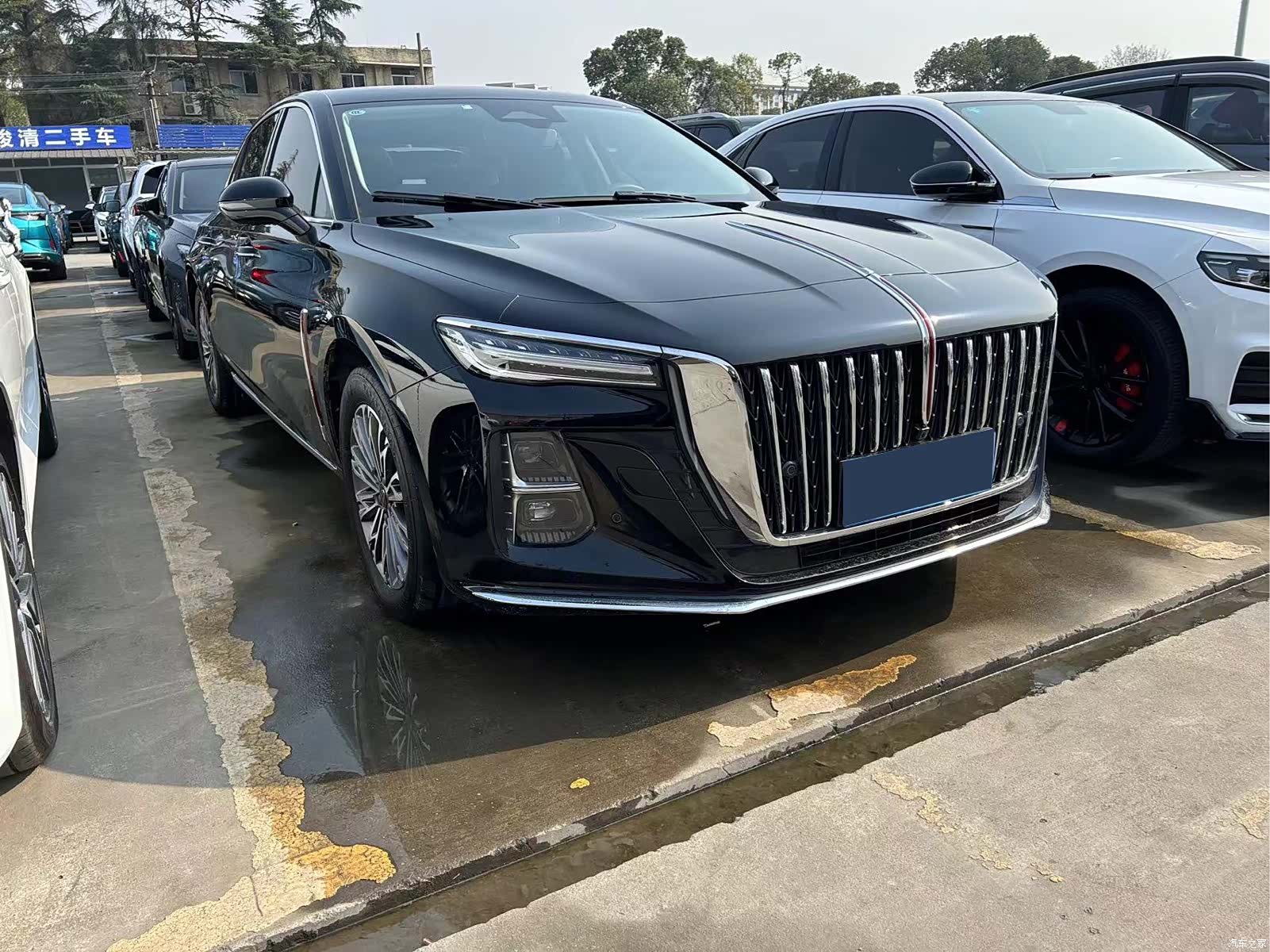 Hongqi H5, 2022 4