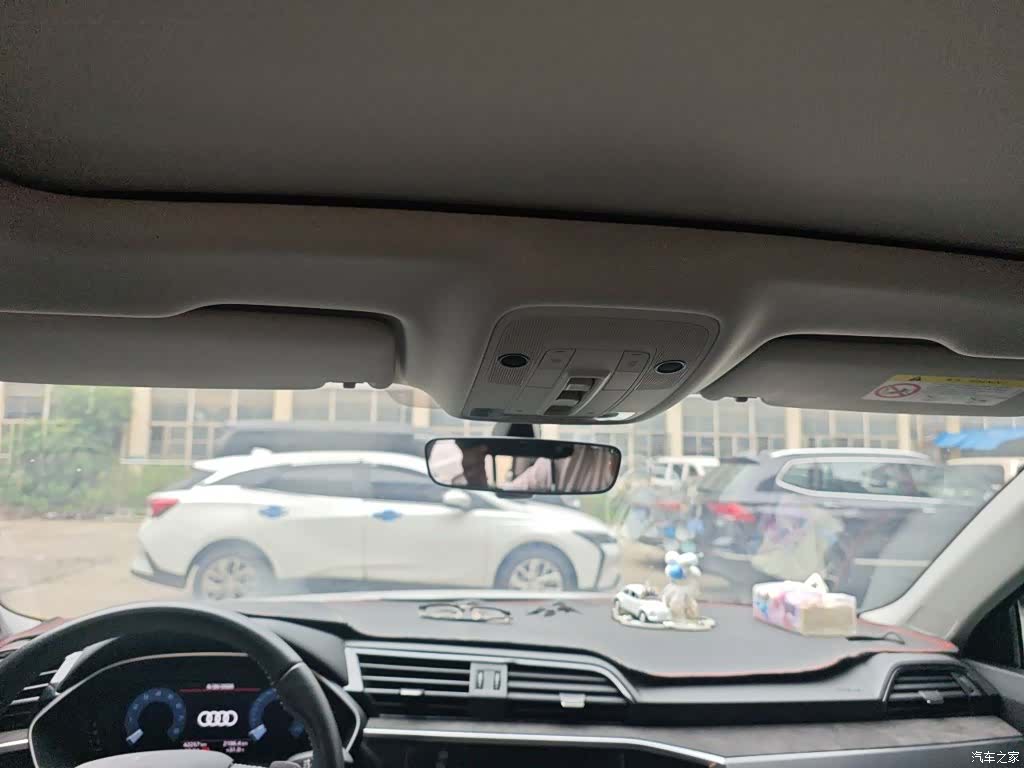 Audi Q3, 2021 9