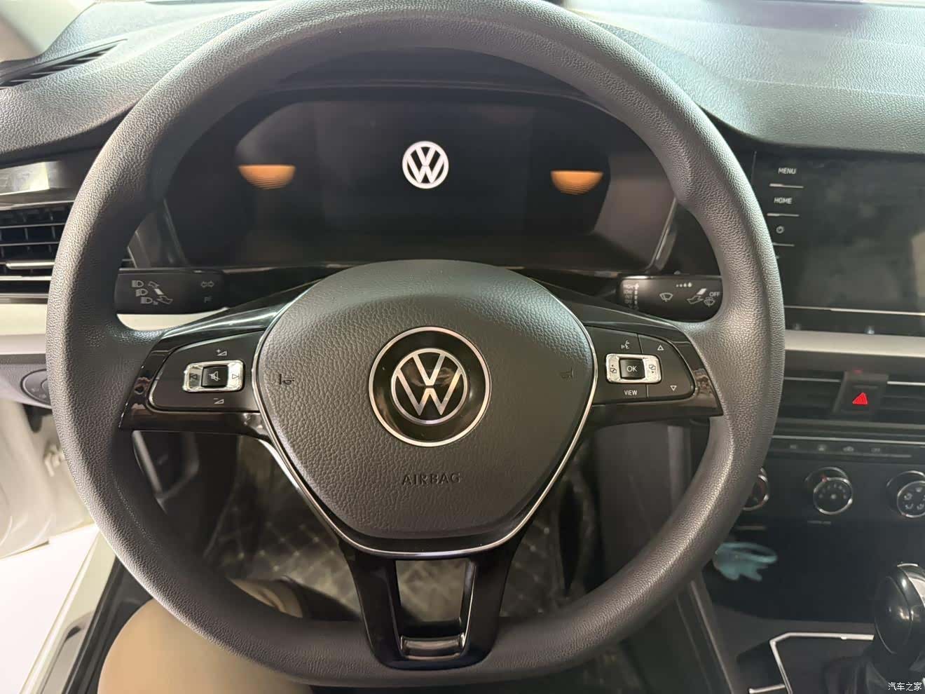 Volkswagen Lavida, 2022 12