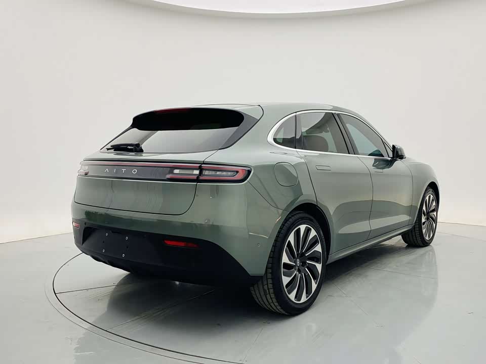 AITO Ask the world M5