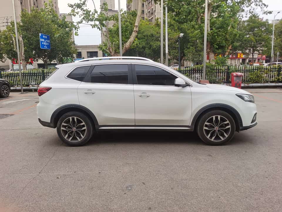 Roewe RX5 Roewe RX5