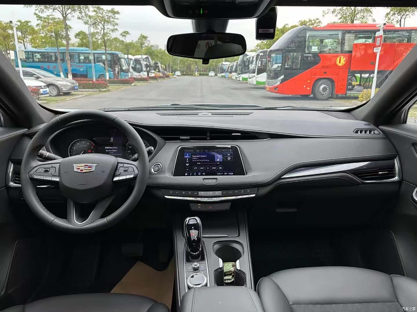 Cadillac XT4, 2022 6