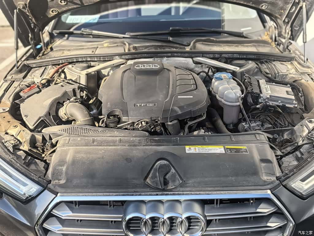 Audi A4L, 2019 9