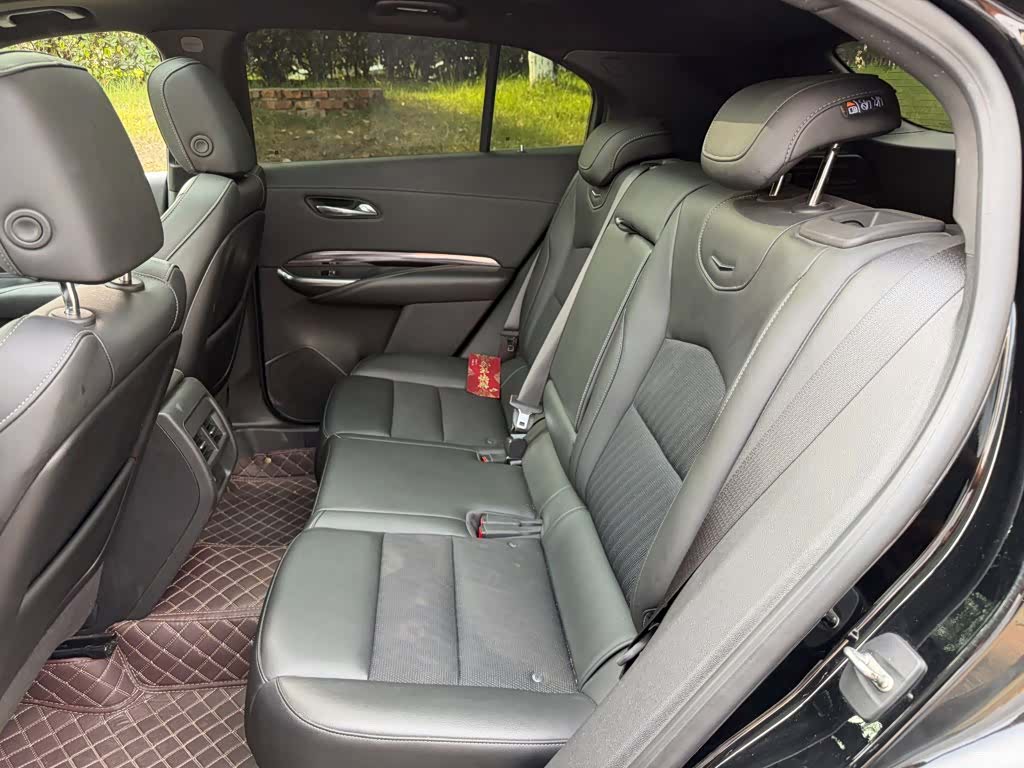 Cadillac XT4, 2020 12