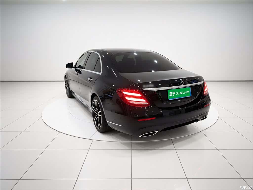 Mercedes-Benz E-Class, 2019 23