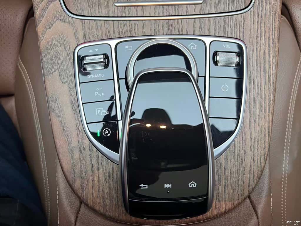 Mercedes-Benz E-Class, 2018 11