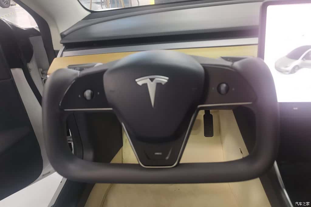 Tesla Model 3, 2020 15