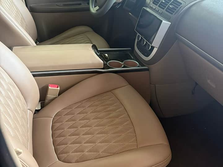 Buick GL8 2014 2.4L jing dian ban