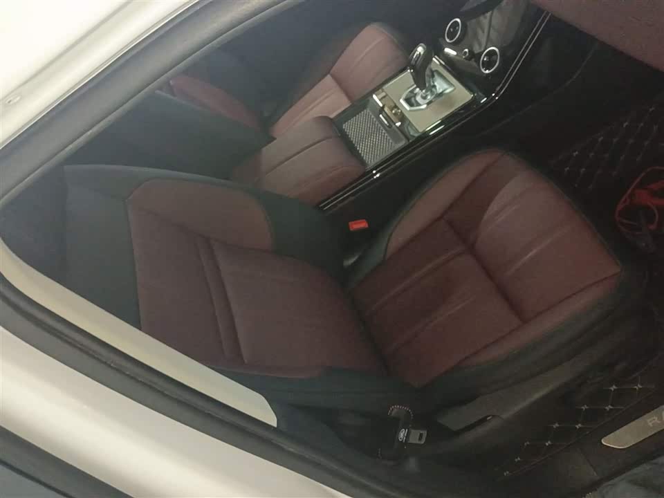 Land Rover Range Rover Aurora