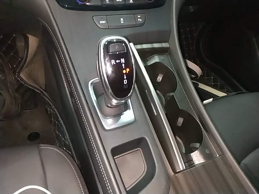 Buick LaCrosse 2022, фото 13