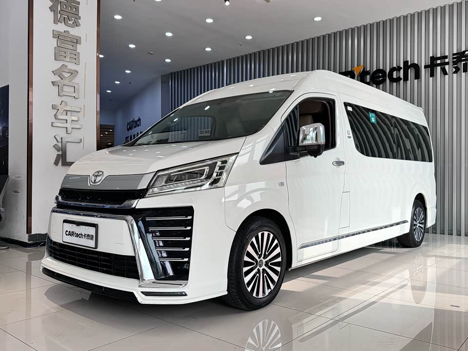 Toyota HIACE Toyota HIACE