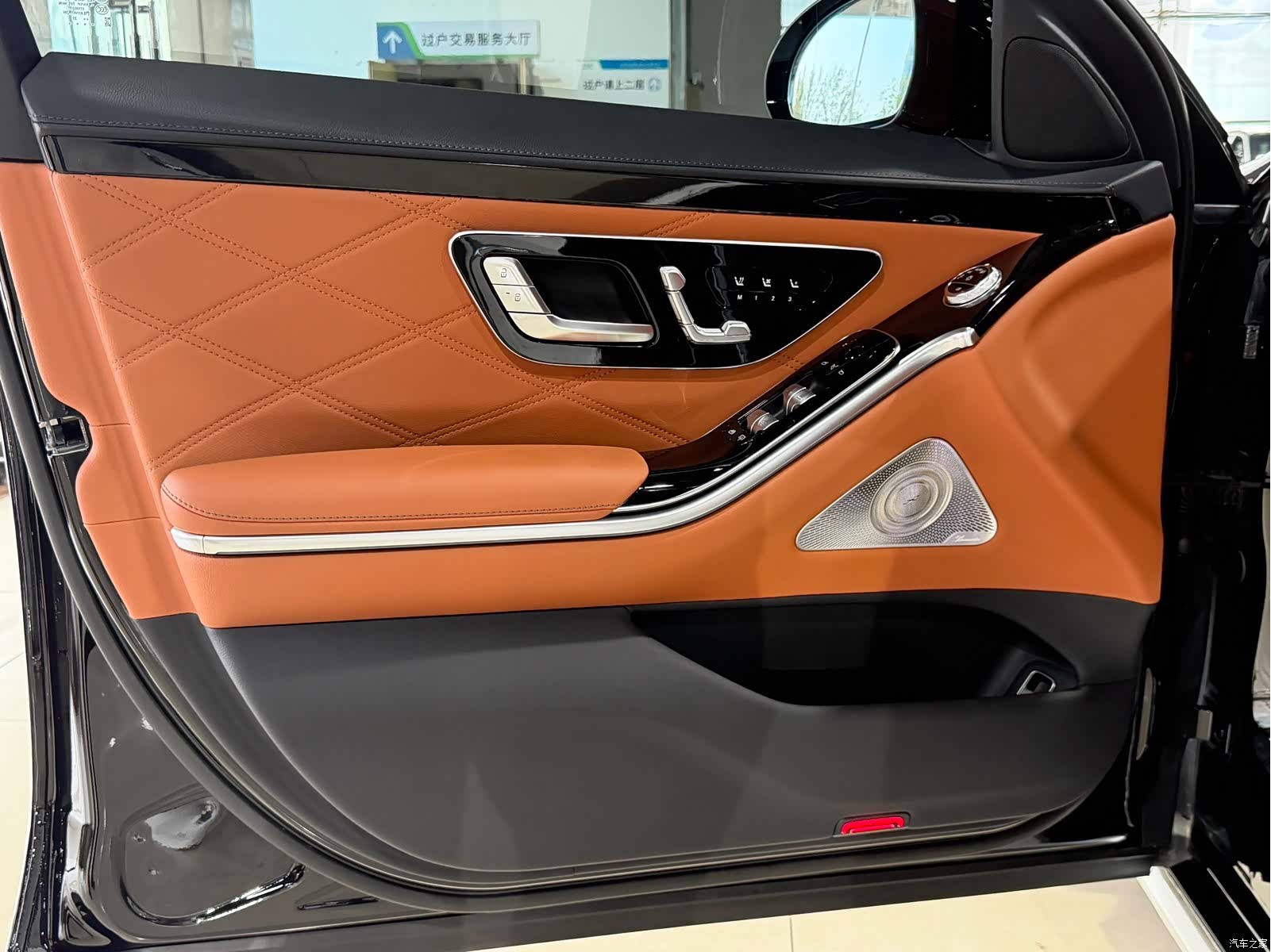 Maybach S-Class, 2023 6