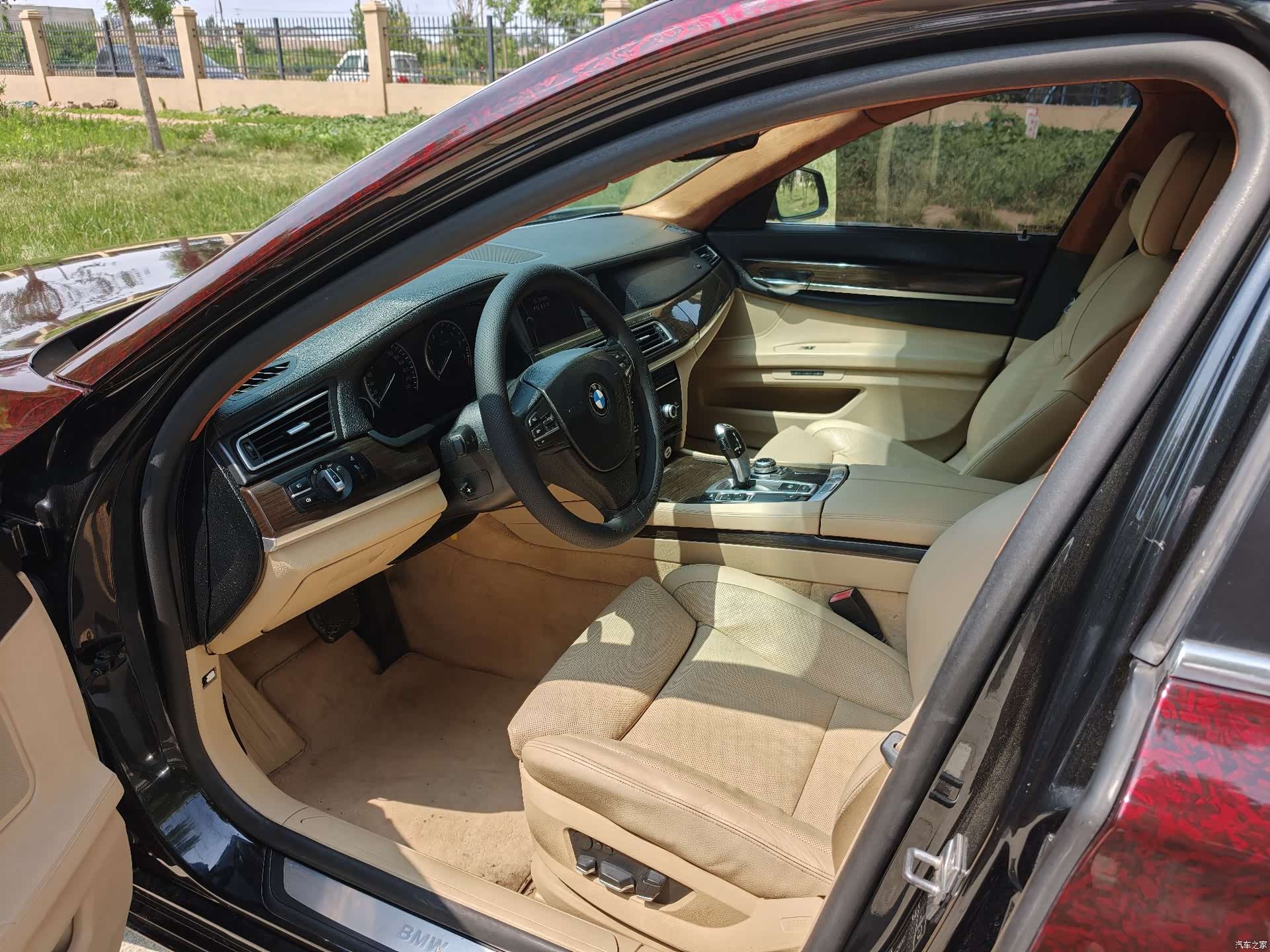 BMW 7 Series, 2011 7