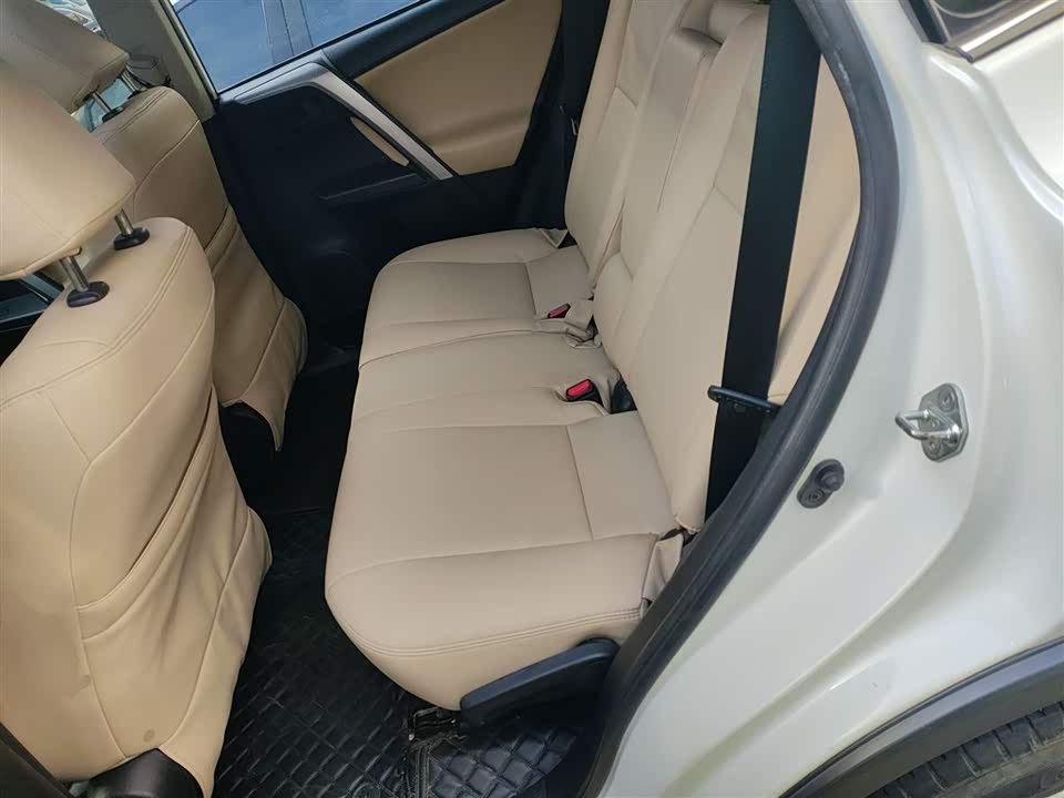 Toyota RAV4 Rongfang