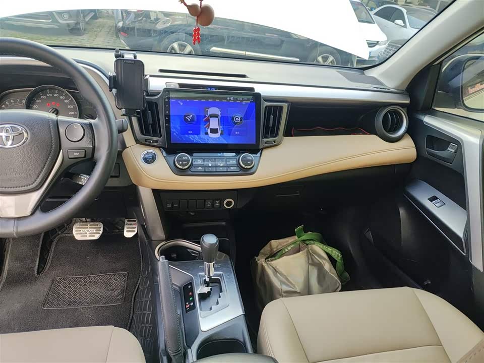 Toyota RAV4 Rongfang