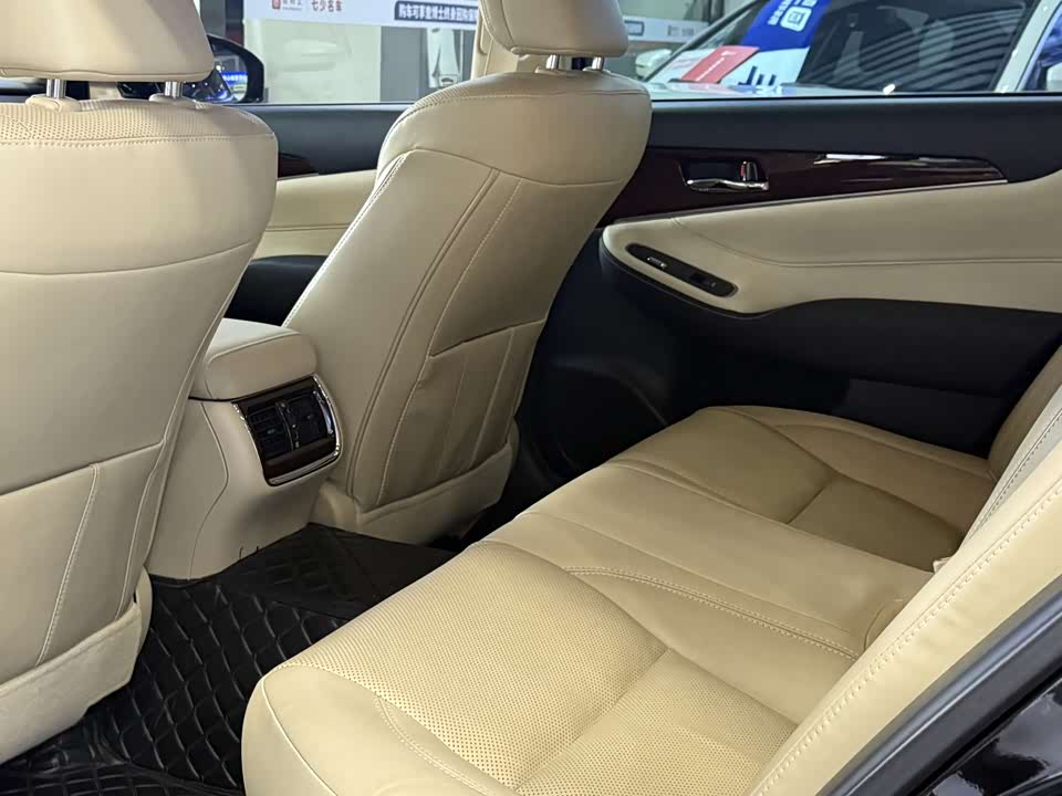 Toyota crown Toyota crown