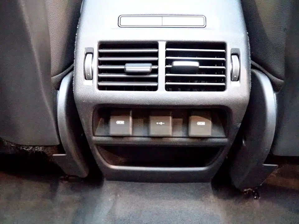 Land Rover Discover sports