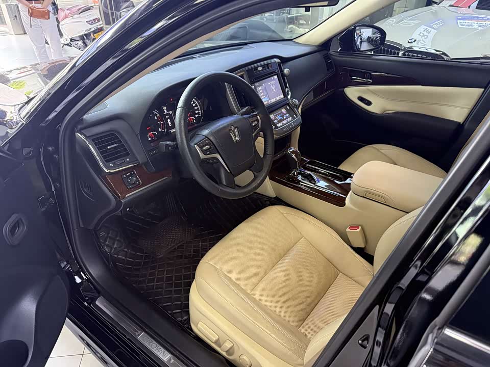 Toyota crown Toyota crown