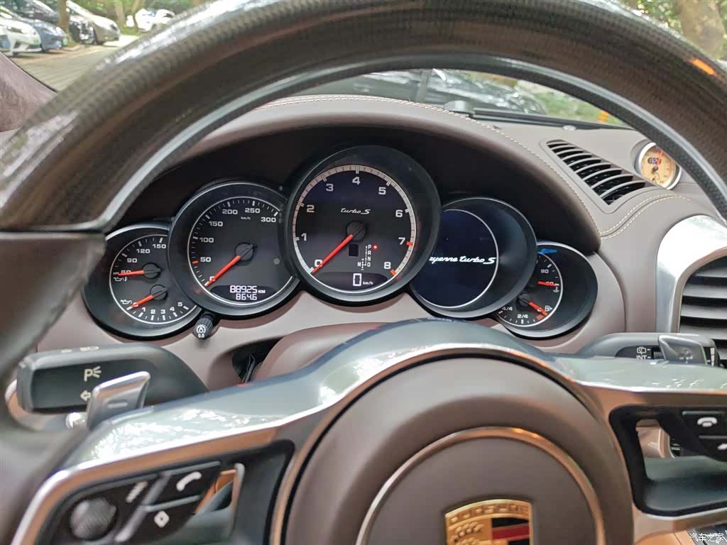 Porsche Cayenne, 2016 8