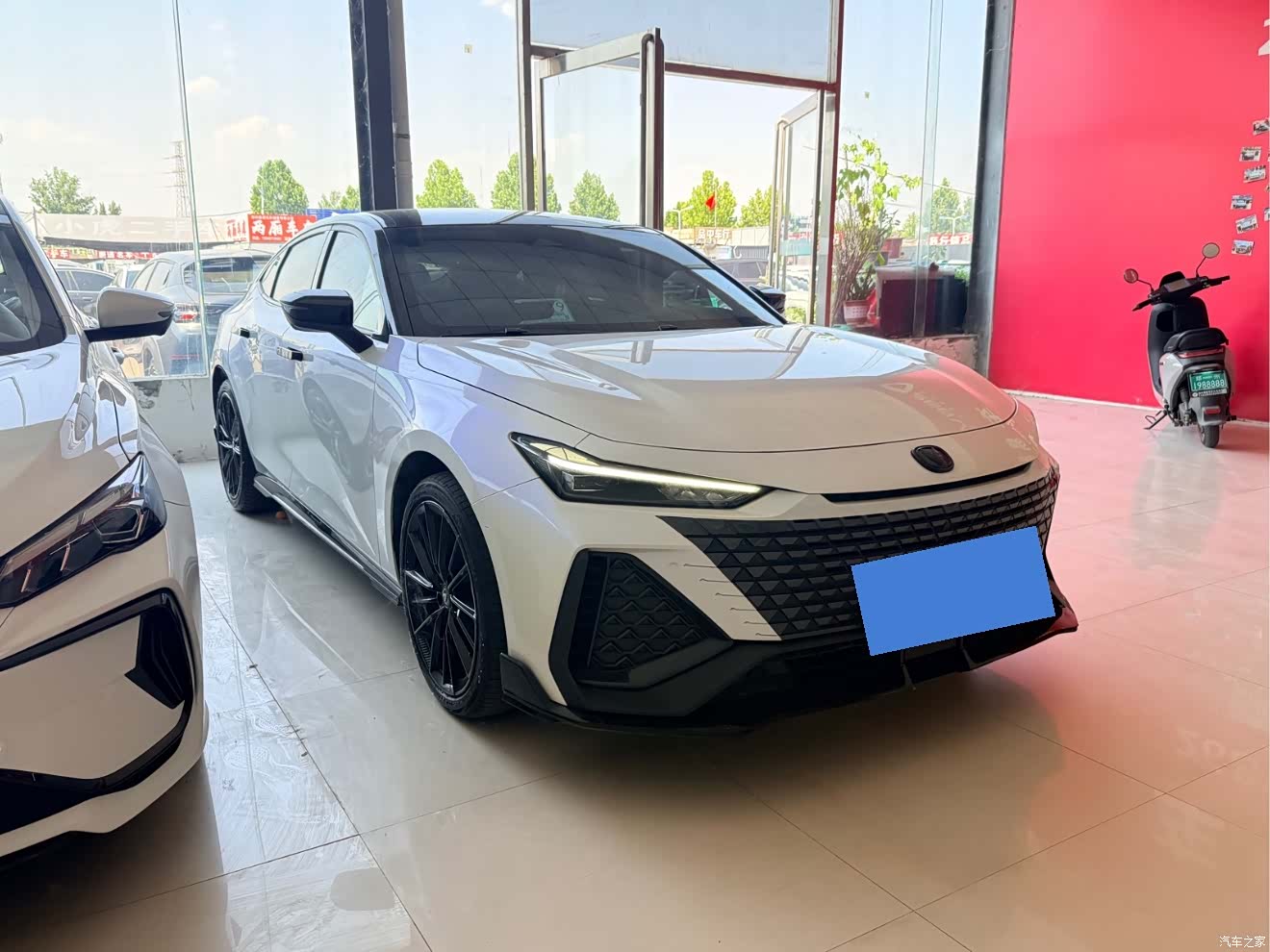 Changan UNI-V, 2024 3