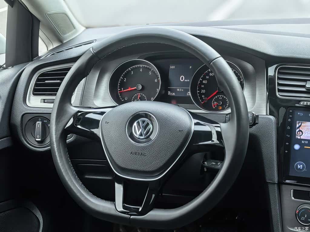 Volkswagen Golf, 2017 16