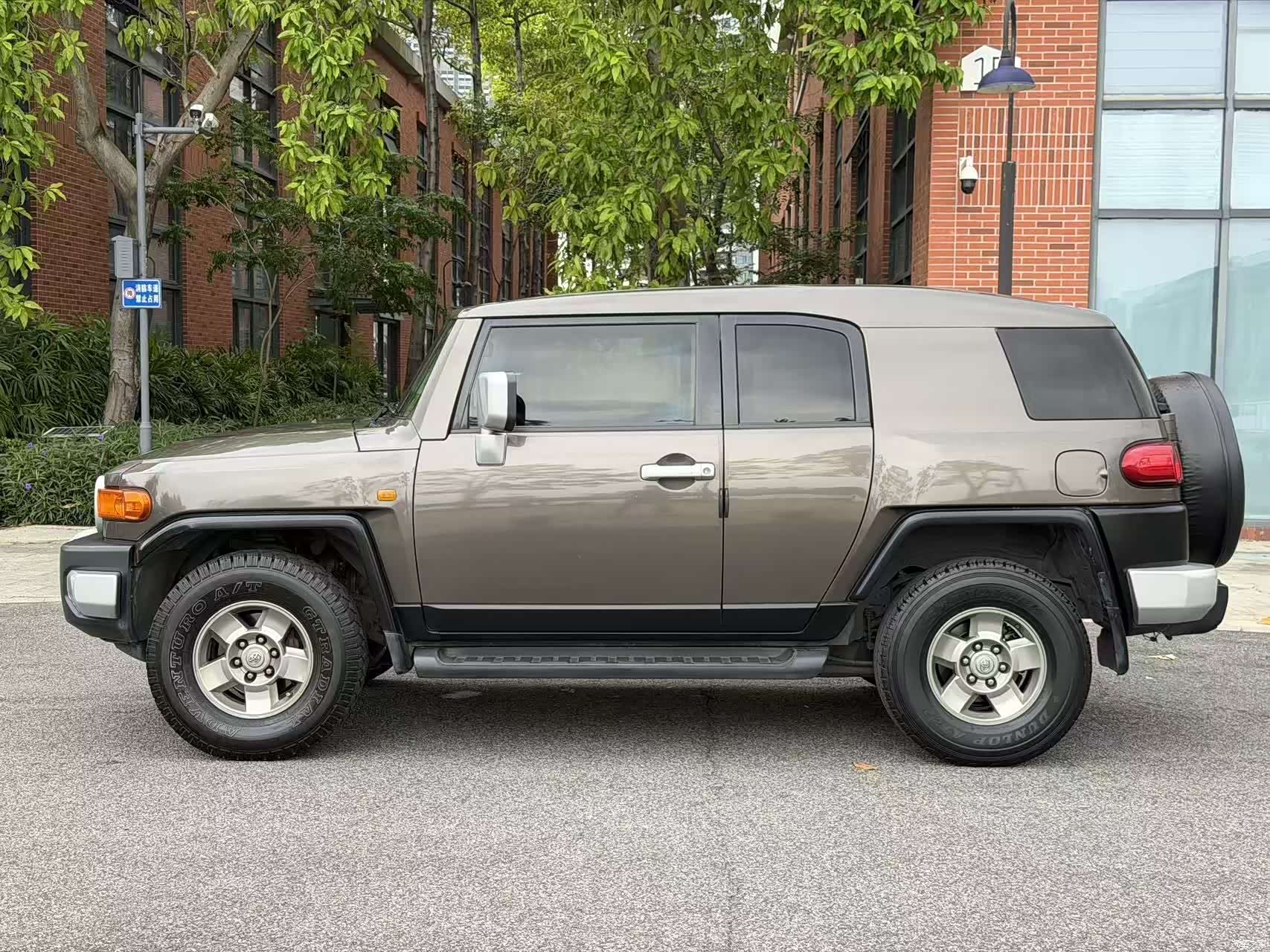 Toyota FJ, 2008 4