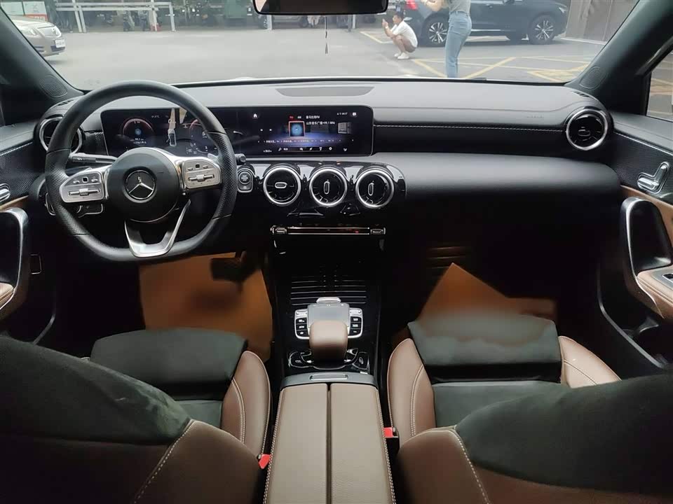 Mercedes-Benz Class A Mercedes-Benz Class A
