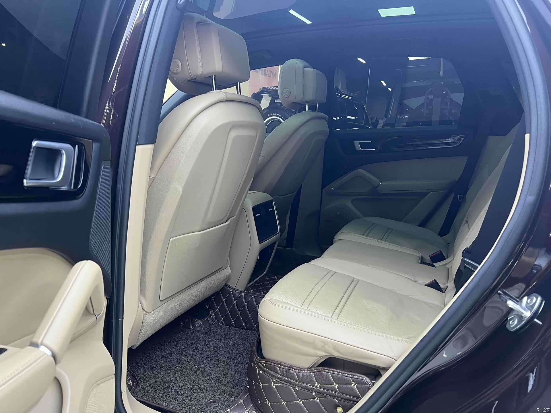 Porsche Cayenne, 2018 6