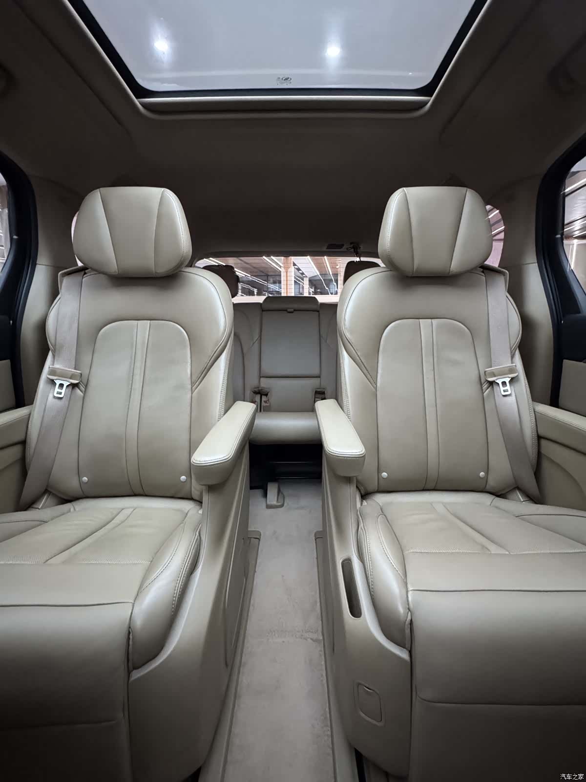 Buick GL8, 2020 19