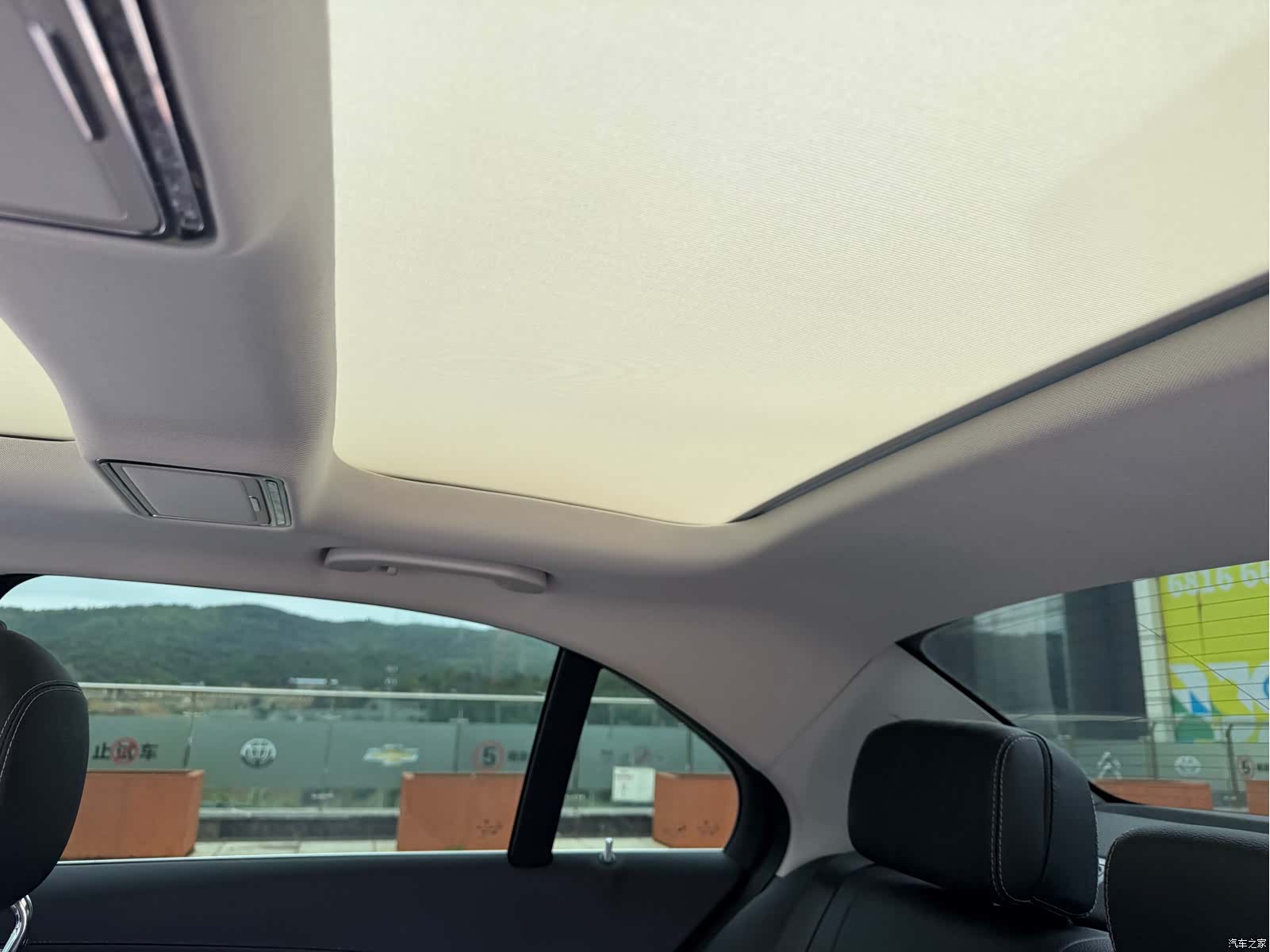 Mercedes-Benz C-Class, 2019 35