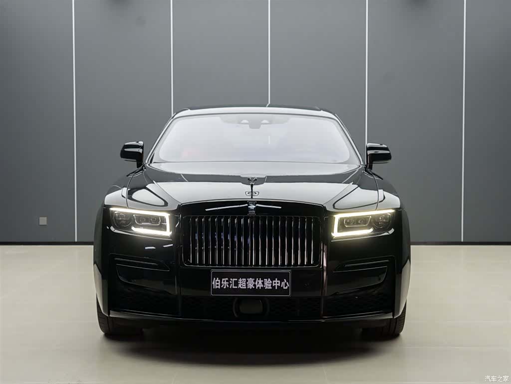 Rolls-Royce Ghost, 2023 4