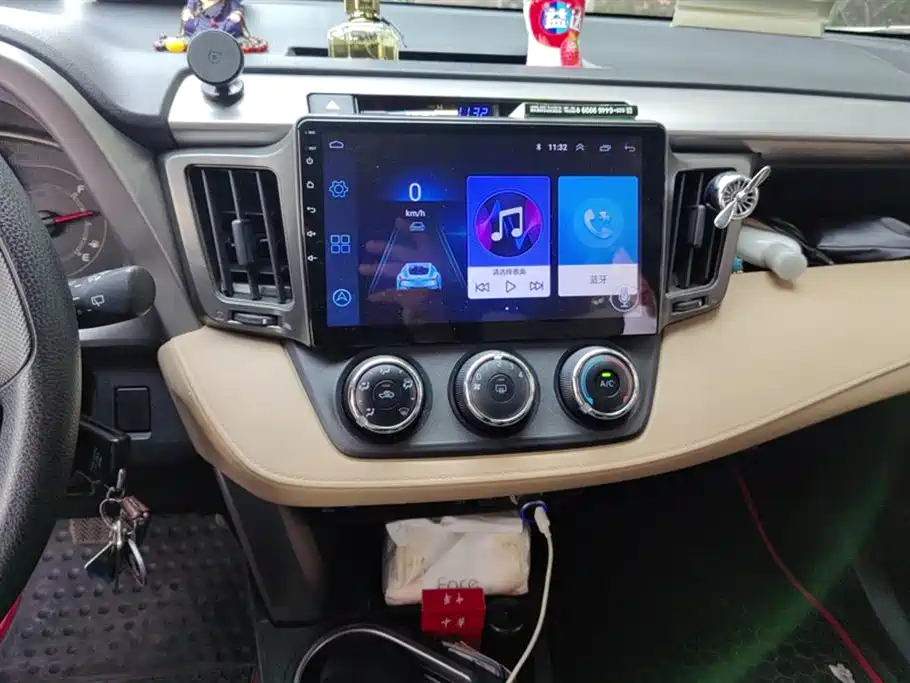 Toyota RAV4 Rongfang