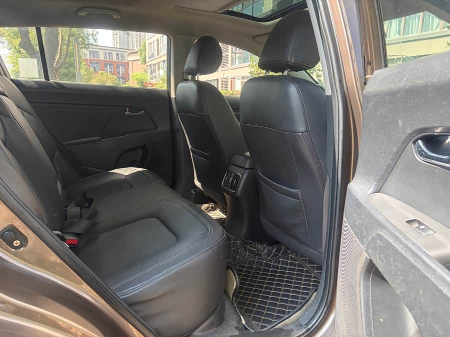 Kia Tucson 2014, фото 11