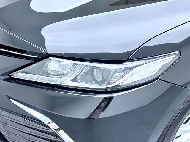Toyota Camry 2024, фото 10