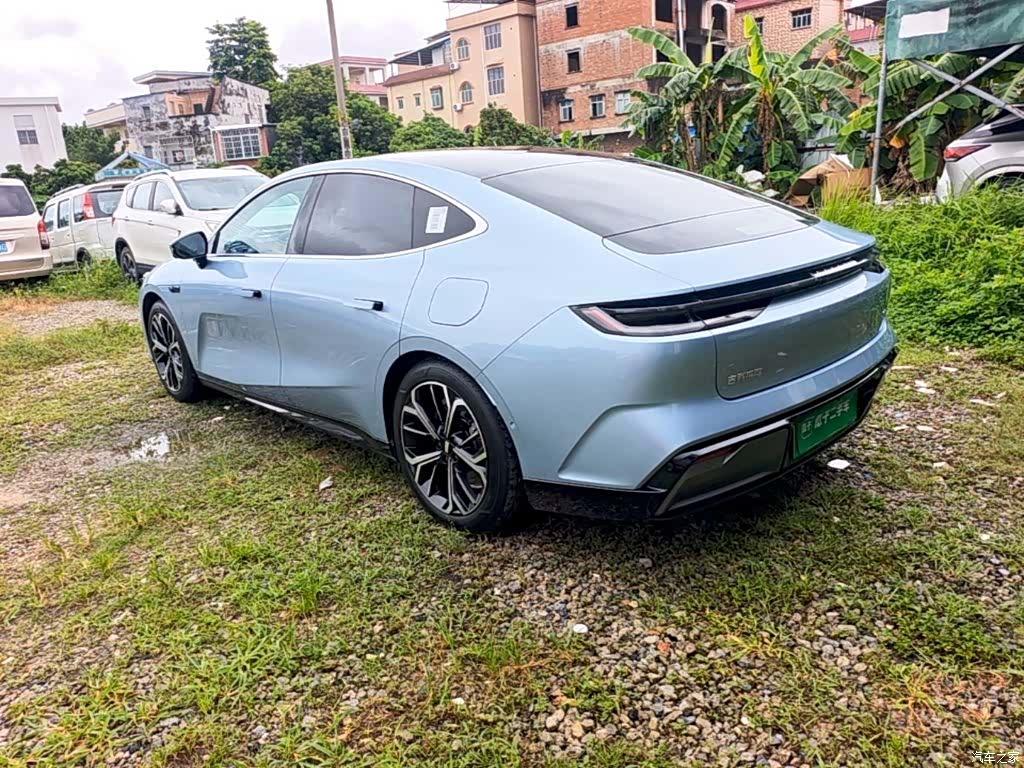 Geely E8, 2025 все фото