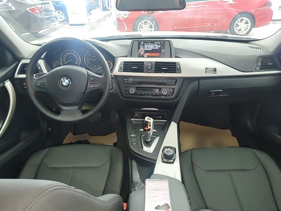 BMW 3 Series 2015, фото 9