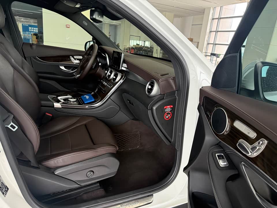Mercedes-Benz GLC Mercedes-Benz GLC