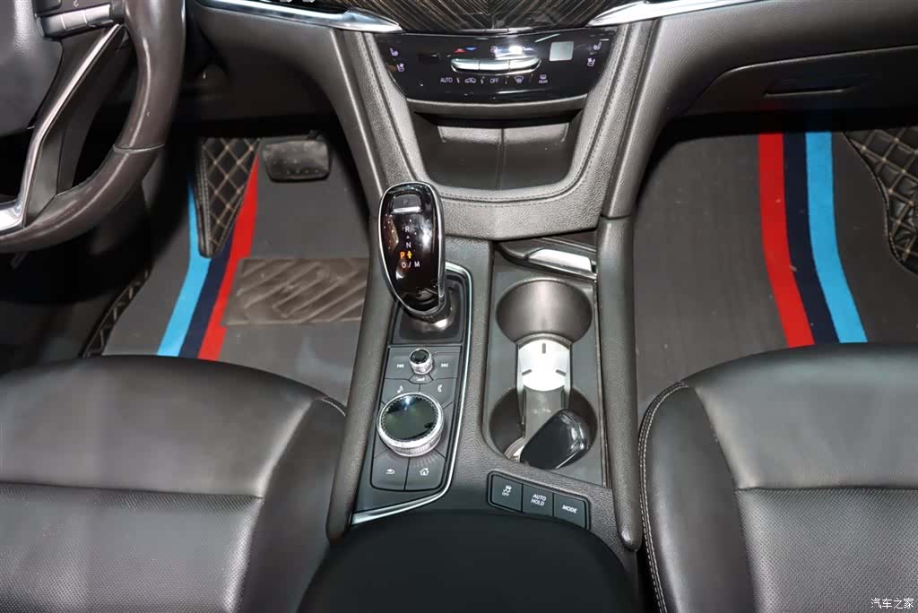 Cadillac XT6, 2021 16