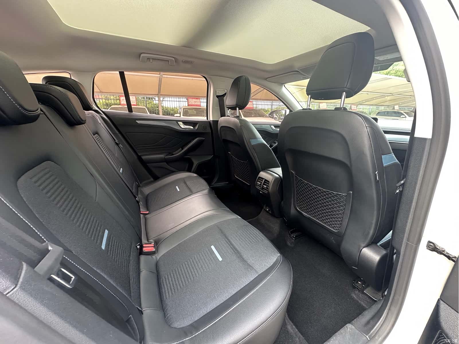 Ford Focus, 2021 10