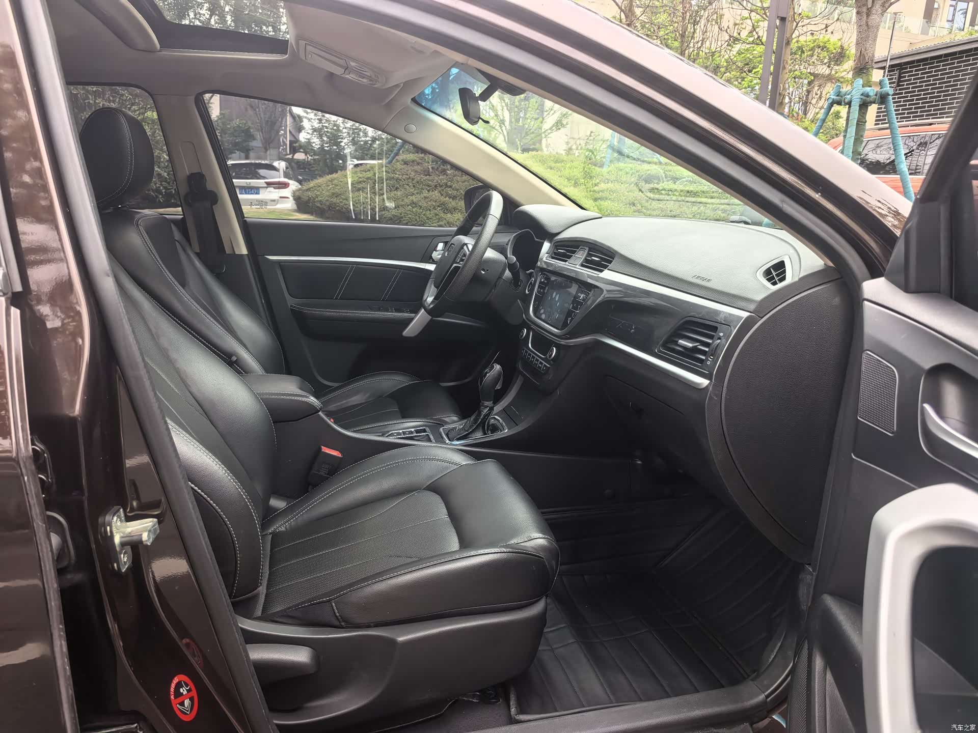 Geely Emgrand, 2017 11