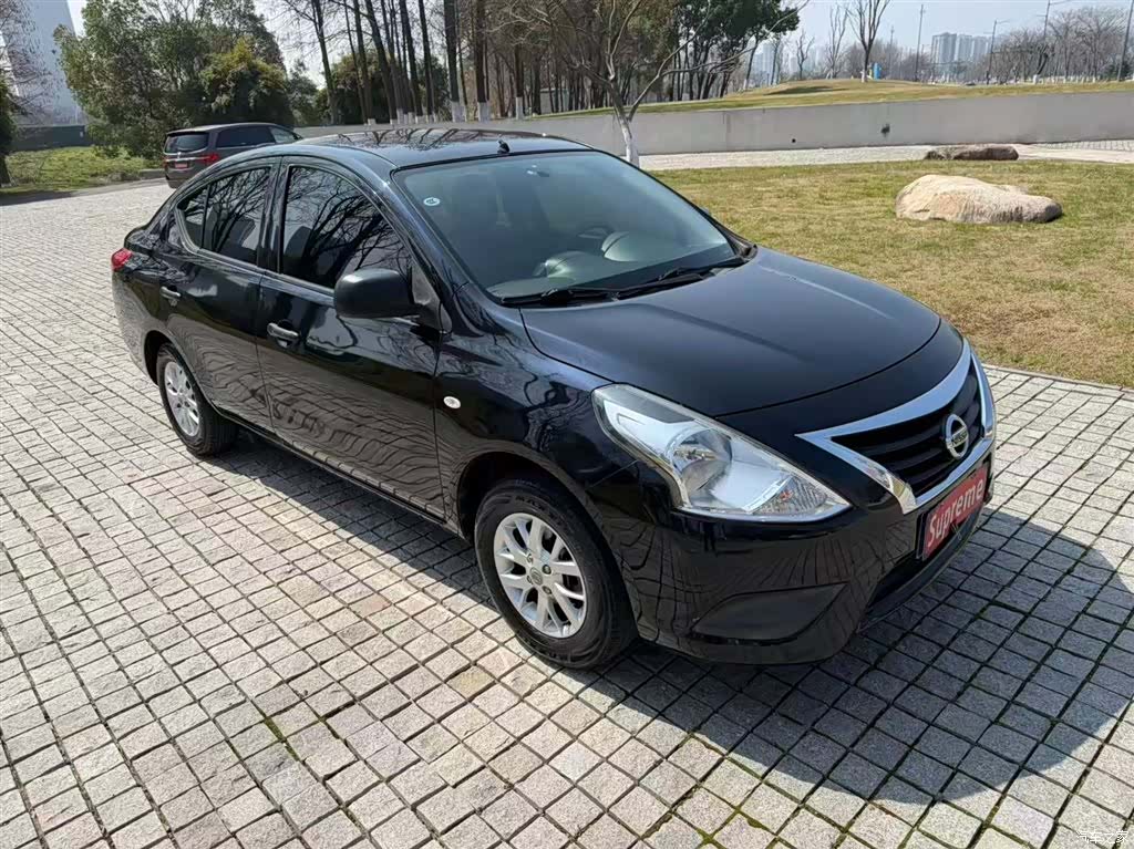 Nissan 1.5XE, 2016 все фото