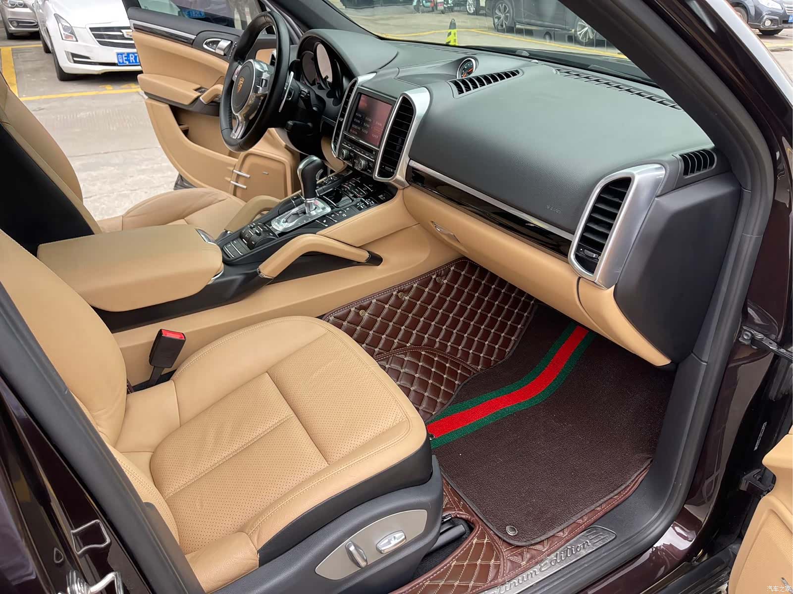 Porsche Cayenne, 2014 9